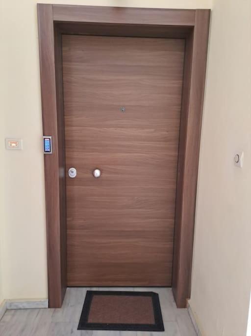 Appartement Δίπλα Στο Πάρκο à Kalamata Extérieur photo
